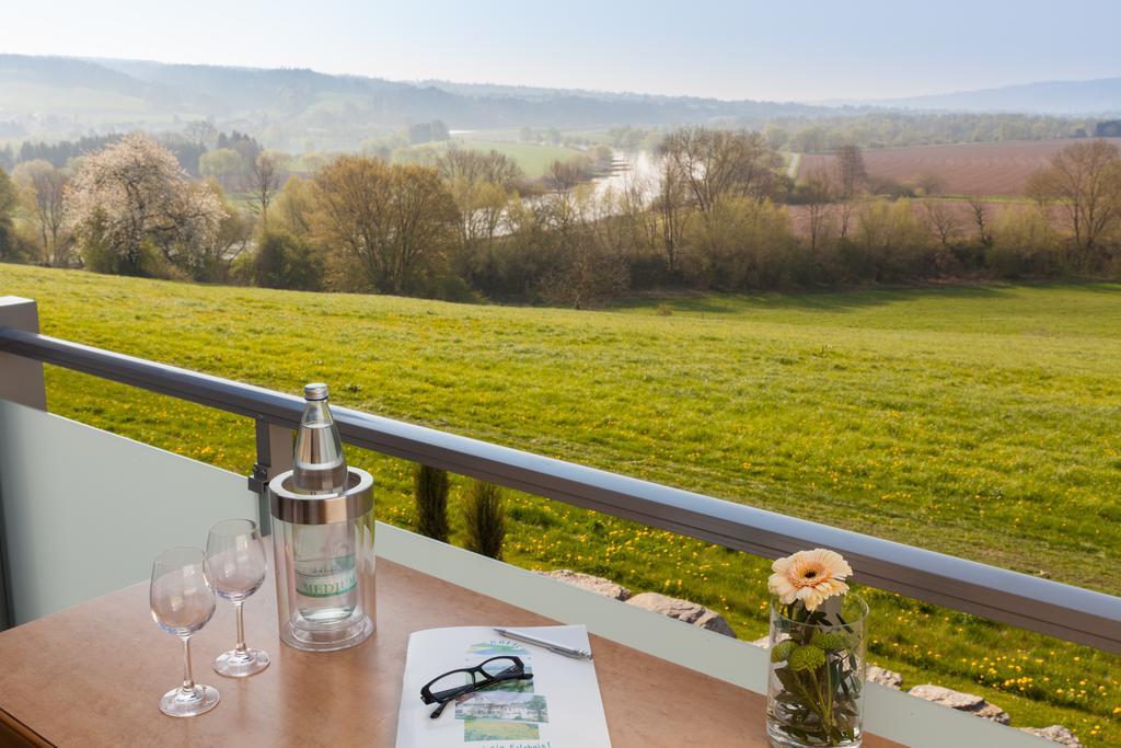 Landhotel Weserblick Beverungen Room photo